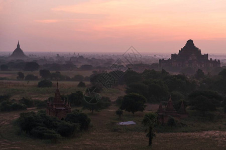 缅甸缅甸和亚洲巴根的日出图片
