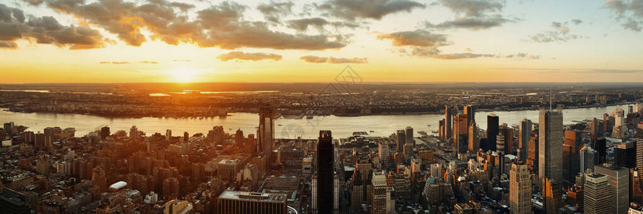 纽约市西边城市景色在图片