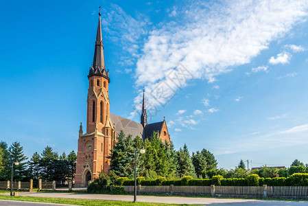 波兰塞科瓦村圣约瑟夫教堂的展望波兰S图片