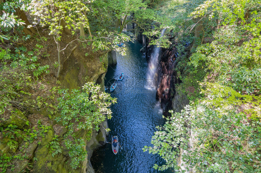 日本宫崎的高千穗峡谷和真井瀑布图片