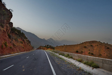 中亚塔吉克斯坦Pamir公路最南端的Panj河图片