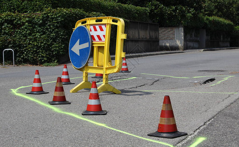 道路建筑工地偏离情况说明高清图片