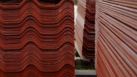金属板型材钢屋面板建筑材料影视素材覆盖房屋顶的图片