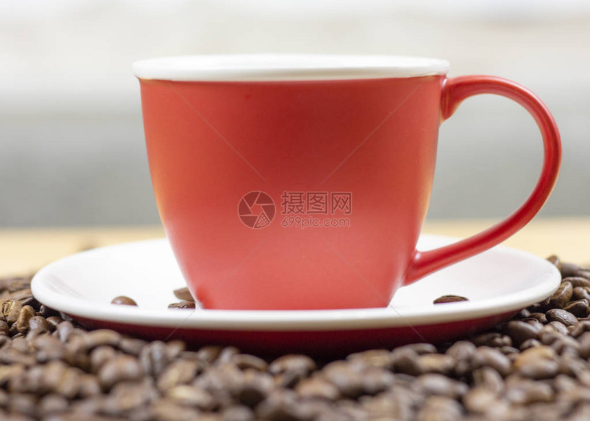 热咖啡杯木桌背景上的浓咖啡新鲜的咖啡拿铁咖啡早上喝咖啡卡布奇诺咖啡宏热新鲜的咖啡浓缩咖啡蠕虫咖图片
