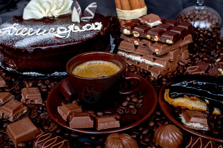 死胡同巧克力糖果巧克力蛋糕图片