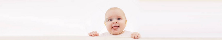 婴儿和情绪小孩子的概念图片
