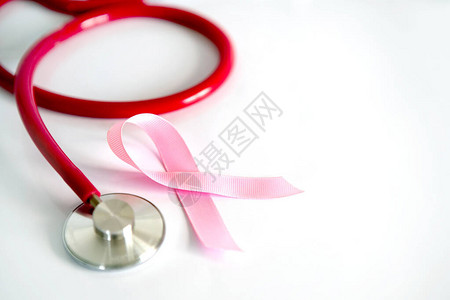 乳腺癌健康保险医疗保健疾病保险概念听诊器和白色背图片