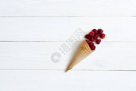 白色背景的冰淇淋咖啡馆或餐厅菜单复制空格reple图片