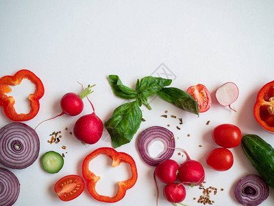 在白色背景顶视图平面布局上隔离的各种蔬菜和水果健康饮食物背景的概念带有文本空间的蔬菜框架背景图片