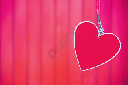 木背景上的红心纸情人节背景图片