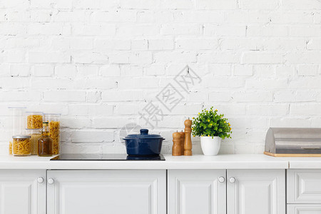 现代白色厨房室内图片