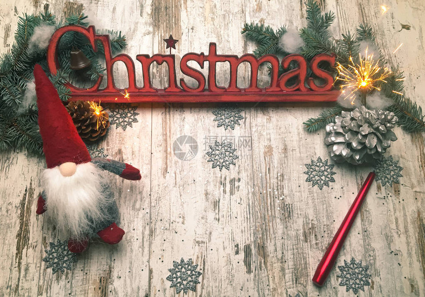 在木头上写圣诞标志信图片