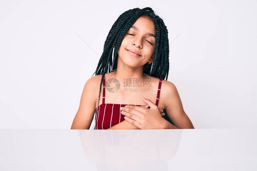 年轻的非洲裔美国女孩图片