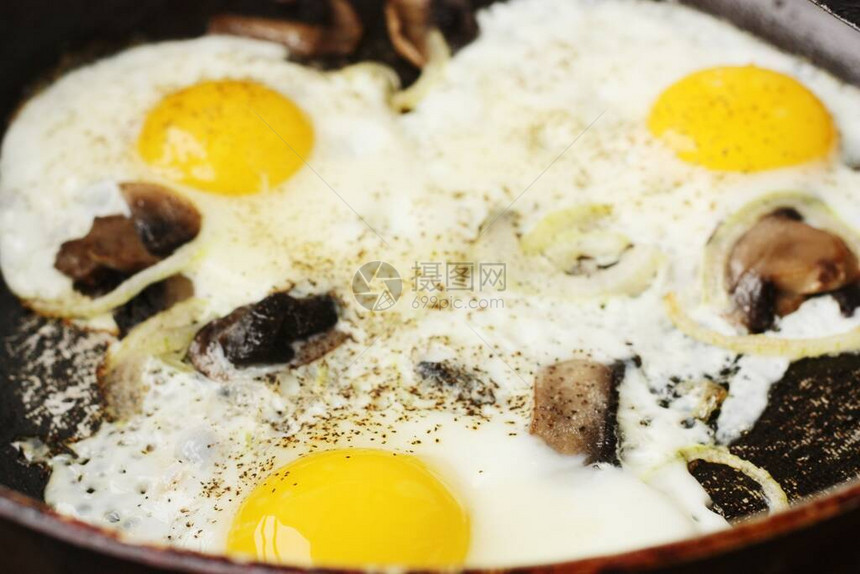 蘑菇洋葱炒鸡蛋宏图片