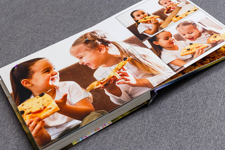 儿童写真书孩子吃披萨图片