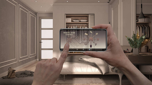 数字智能手机平板电脑上的远程家庭控制系统带有应用程序图标的设备米色调的经典卧室内部背景图片