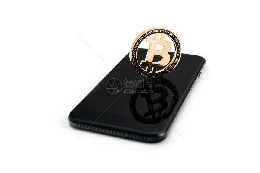 比特币现金带黑色智能手机的黄金加密货币落硬币上白色孤立莱特币图片