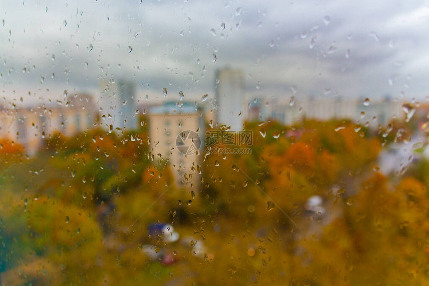 莫斯科市俄罗斯秋天下雨图片