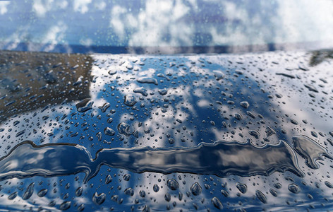 汽车表面上的雨滴汽车金属表面下图片