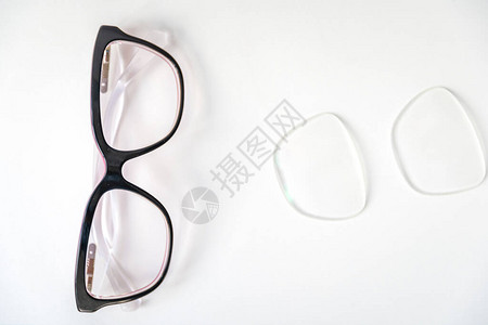 屈光眼镜和替换光学元件图片