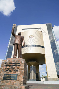 Nujoma博士雕像最高台图片