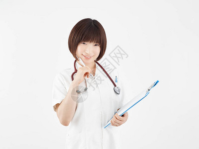 一个日本护士带着白图片