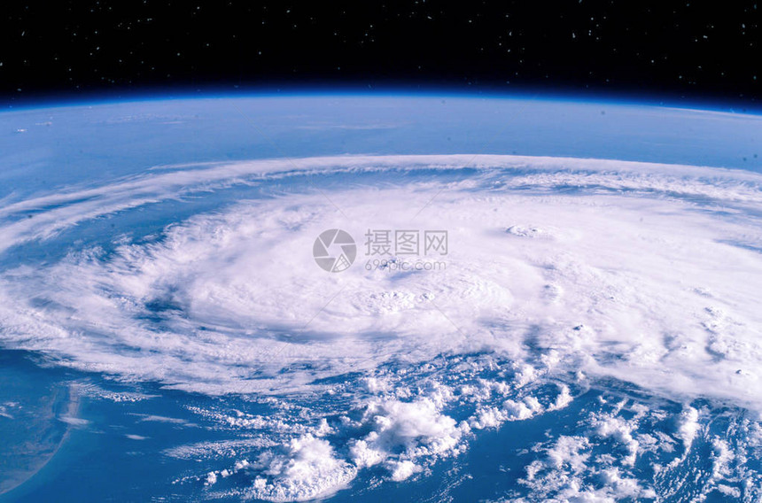 来自太空的飓风图片