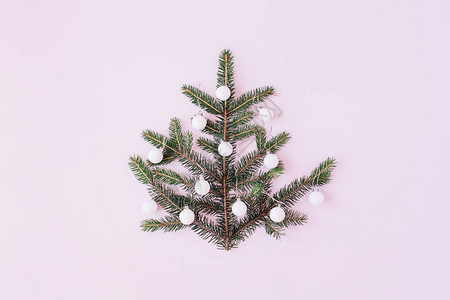 圣诞树符号由冷杉树枝制成图片