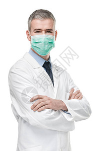 身戴外科面罩的医生图片