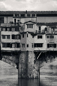 在佛罗伦萨的亚诺河上空贝奇奥庞特维奇奥黑白横跨意图片