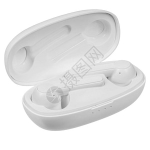 白色无线蓝牙耳机塑料箱以及储存和充电器盒图片