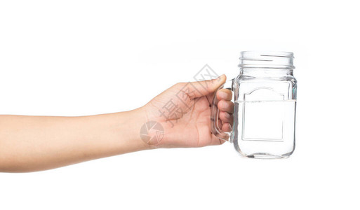 手握着一壶水在白色图片