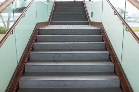 楼梯上楼梯上升图片