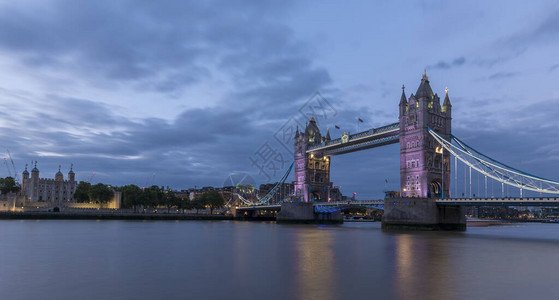伦敦塔大桥图片