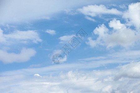 蓝天白云的照片图片