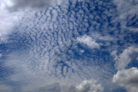 有趣的云团云朵和天图片