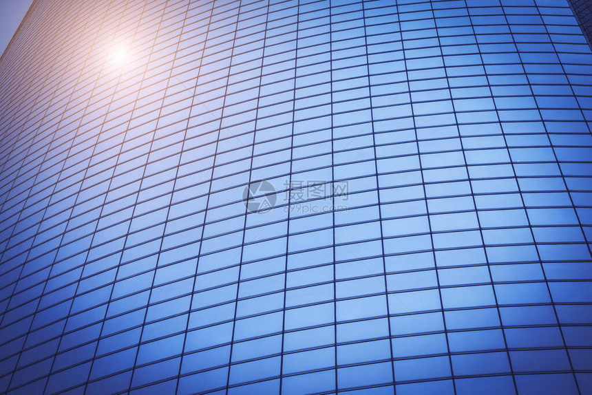 伦敦市摩天大楼的窗户图片