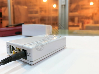电子白箱转换器视频带至PC背景图片