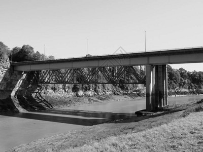 切普斯托铁路桥最初由布鲁内尔设计图片