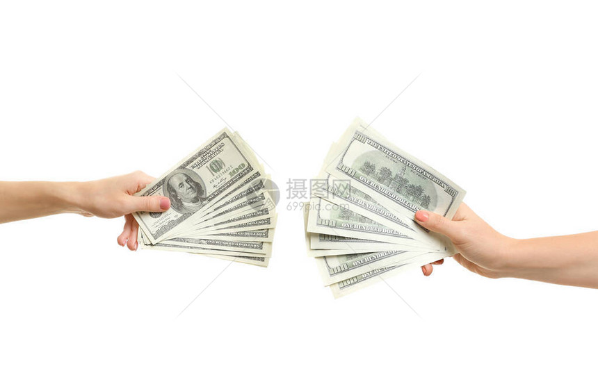白色背景上拿着美元钞票的女手图片