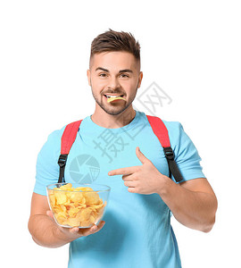 白人背景土豆薯片美味的帅男学生图片