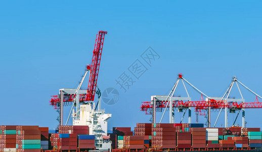 港口起重机集装箱国际港口贸易物图片