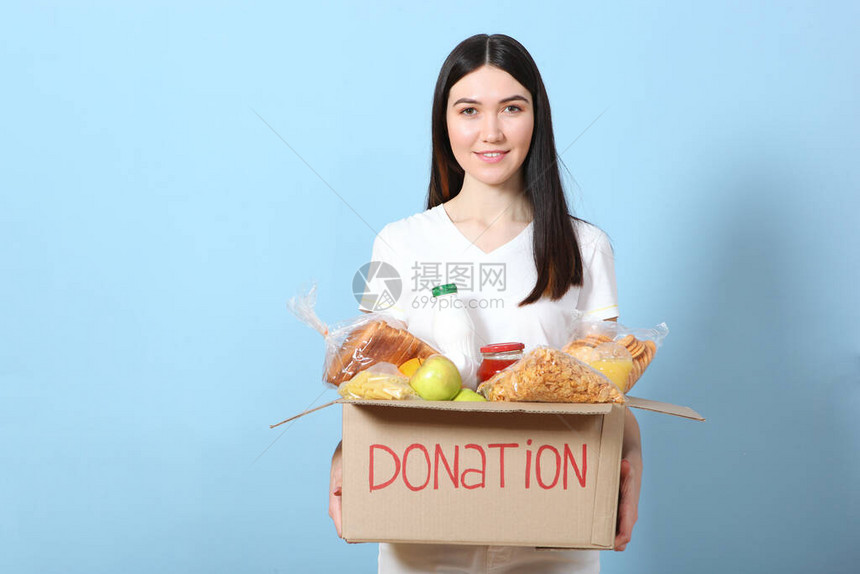 女孩在彩色背景文字位置捐赠志愿活动等方图片