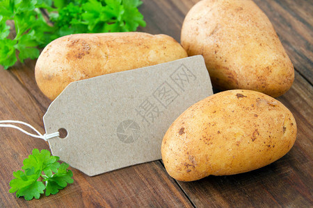 土豆和标签关闭图片