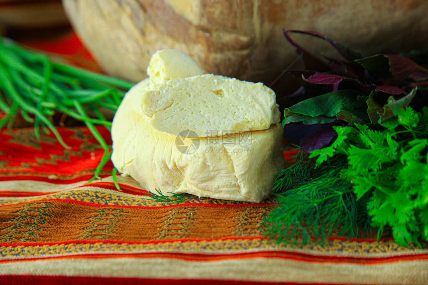 白奶酪和多种绿菜混合剂图片