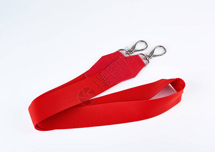 红色纺织手柄和金属扣锁用于白图片