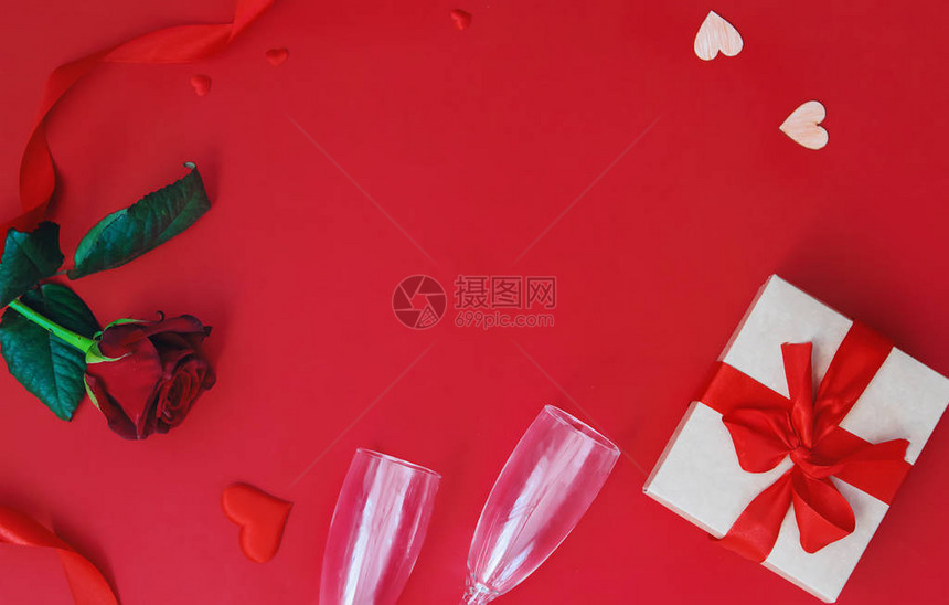 美丽的红色背景情人节快乐有选择图片