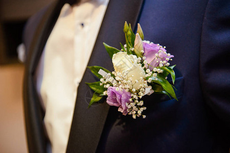 Groom的结婚饰品礼领西装袖扣图片