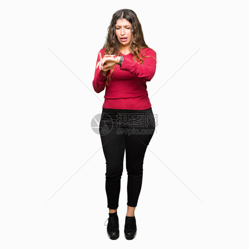 年轻美女穿着红毛衣图片