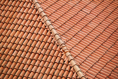 屋顶有红瓦意大利博洛尼亚背景图片